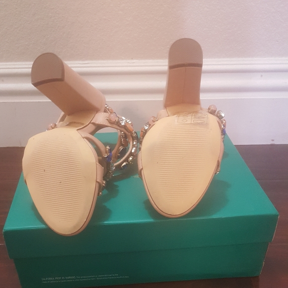 Shoes - Picture 3 of 3